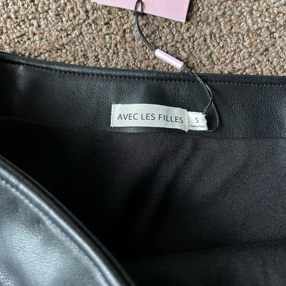NWT Avec Les Filles Faux Leather Side Wrap Mini Skirt - Picture 5 of 12